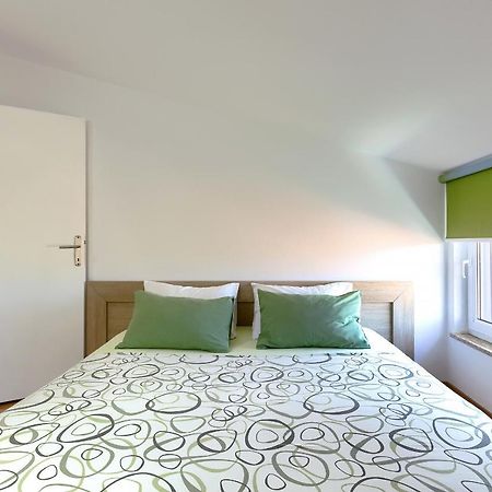 Homestay Pula Zewnętrze zdjęcie