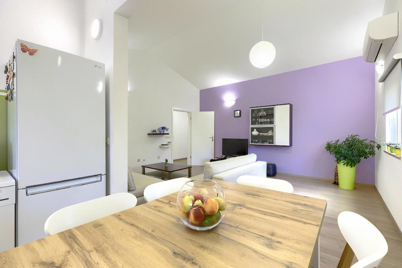 Homestay Pula Zewnętrze zdjęcie