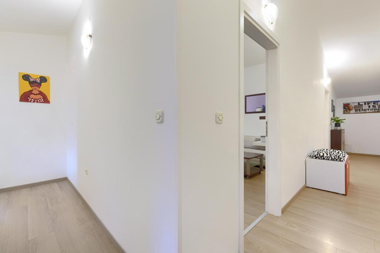 Homestay Pula Zewnętrze zdjęcie