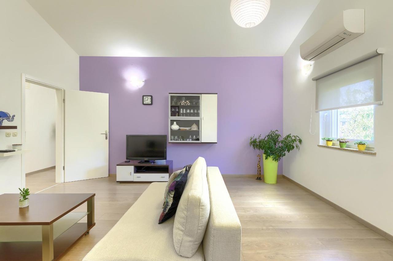 Homestay Pula Zewnętrze zdjęcie