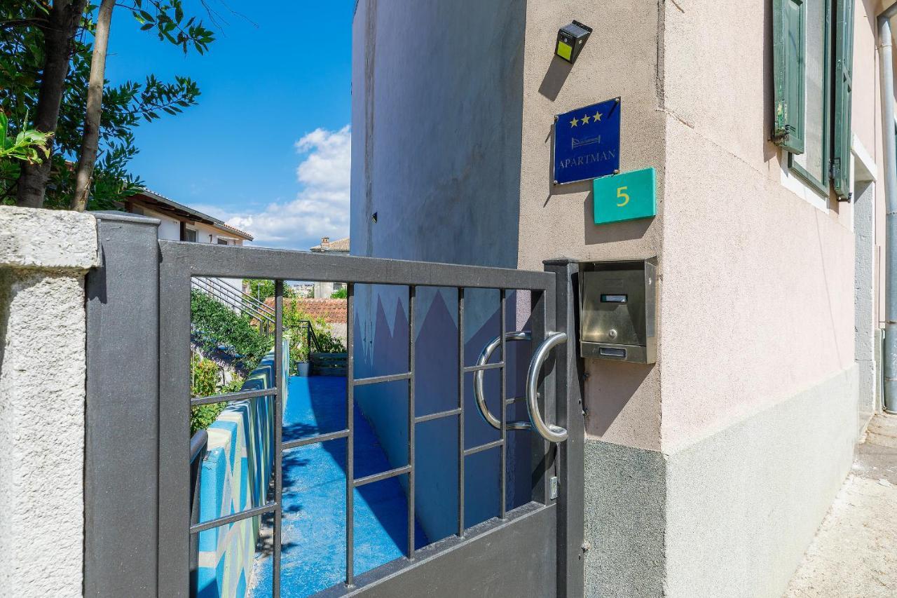 Homestay Pula Zewnętrze zdjęcie